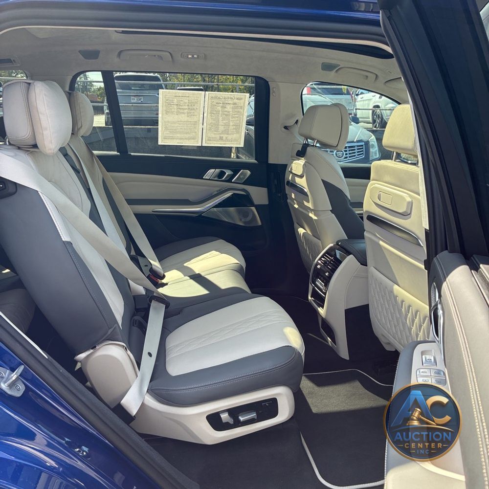 2024 BMW X7 M60i