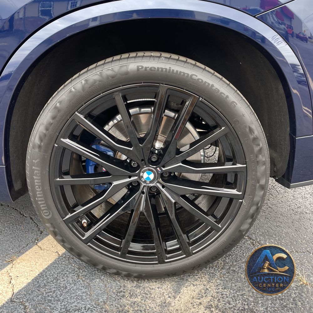 2024 BMW X5 M60i