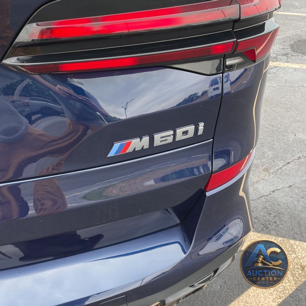 2024 BMW X5 M60i