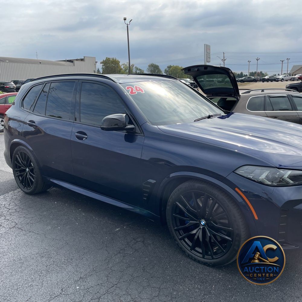 2024 BMW X5 M60i