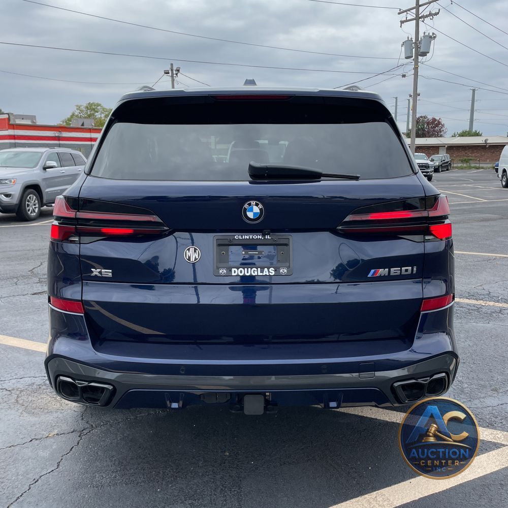 2024 BMW X5 M60i