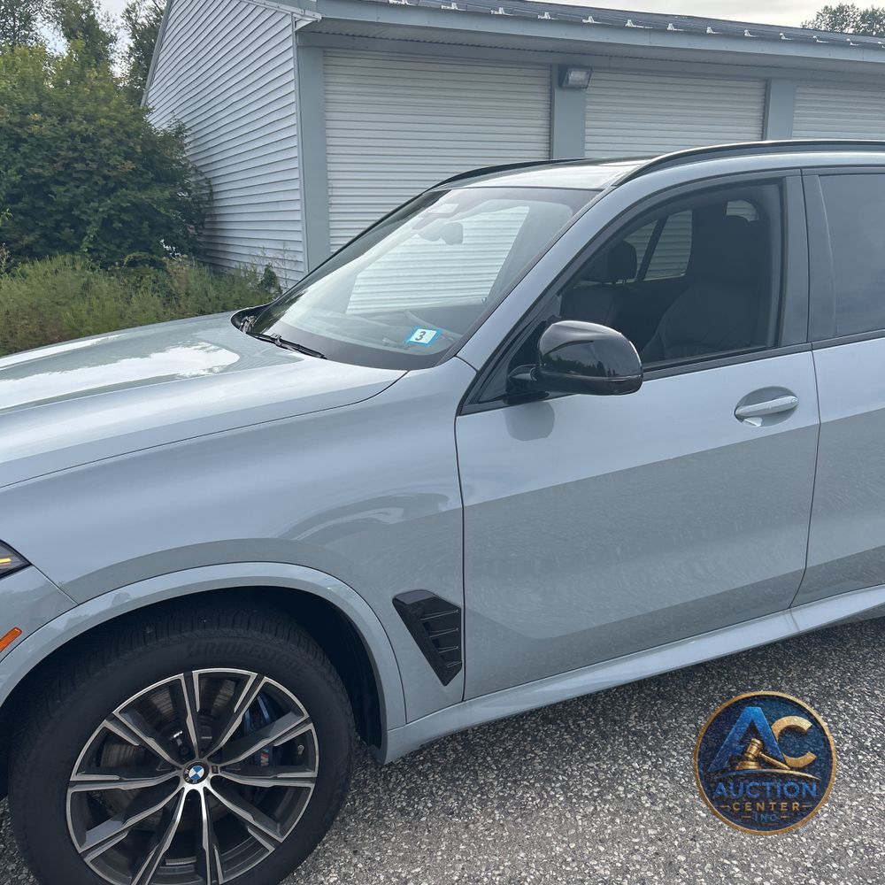 2024 BMW X5 M60i