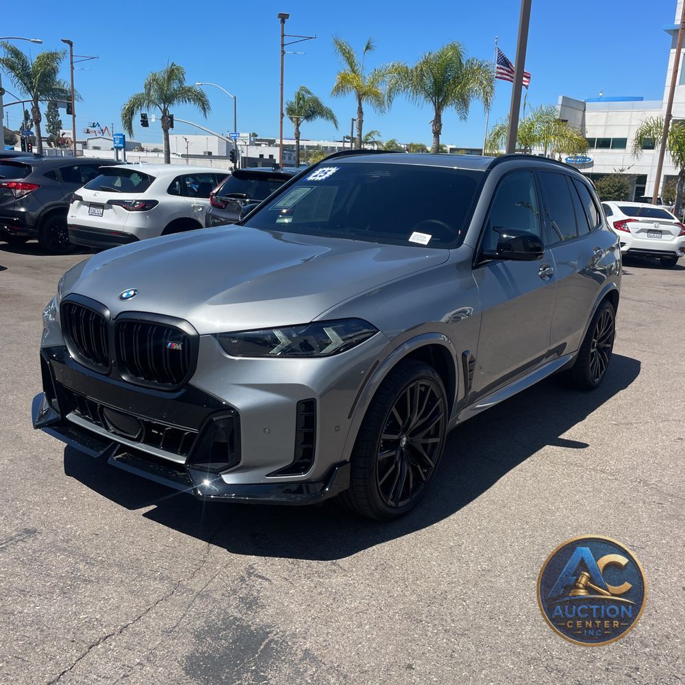 2025 BMW X5 M60i