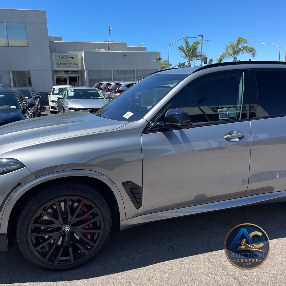 2025 BMW X5 M60i