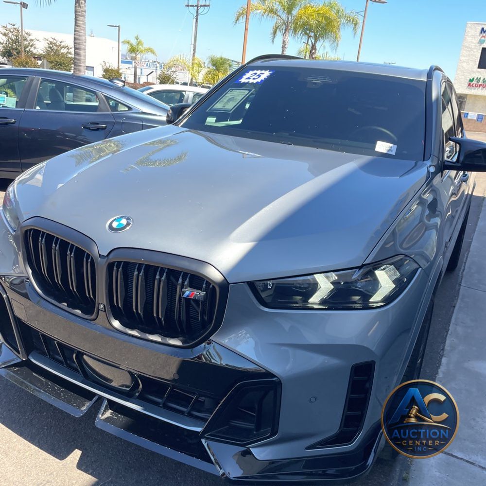 2025 BMW X5 M60i