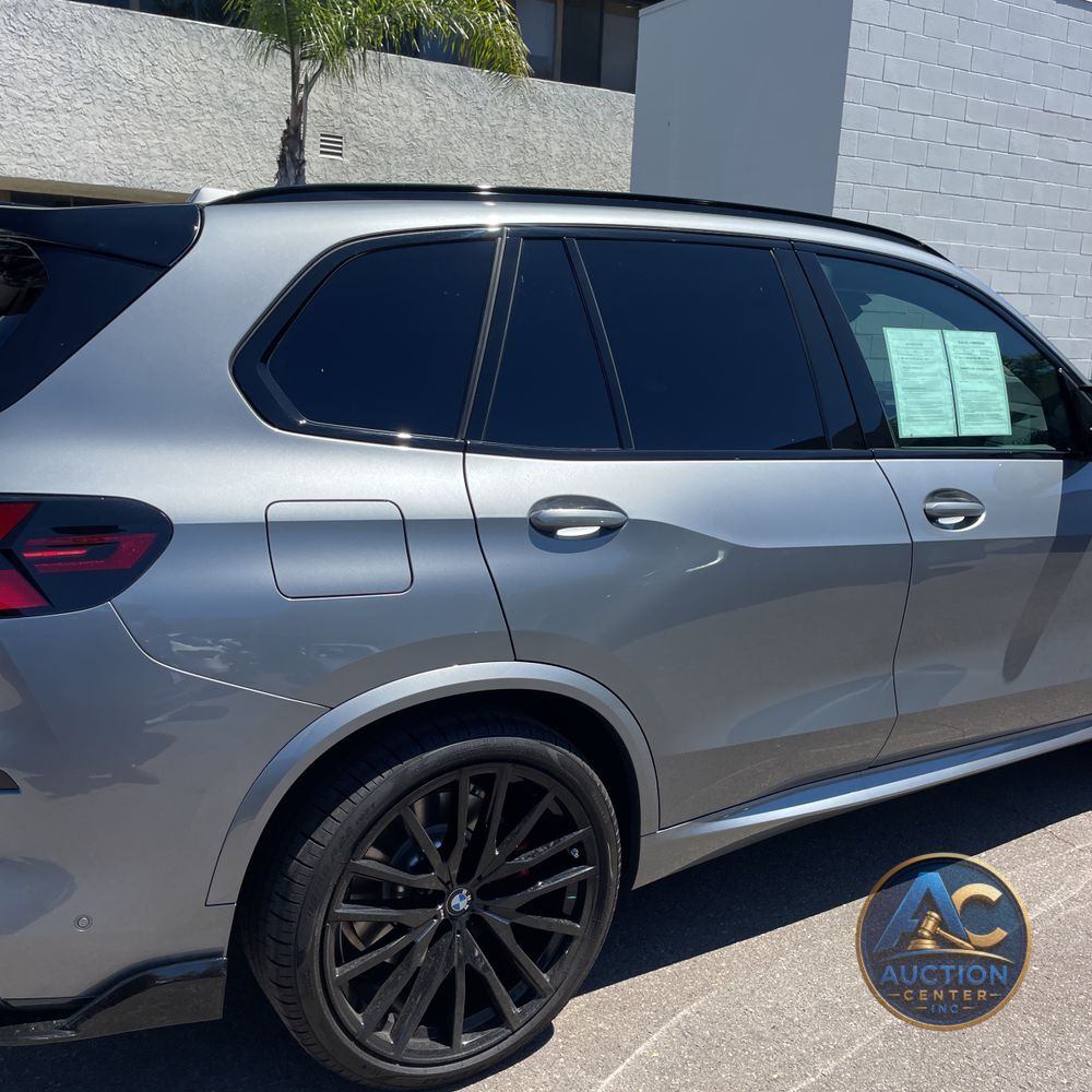 2025 BMW X5 M60i