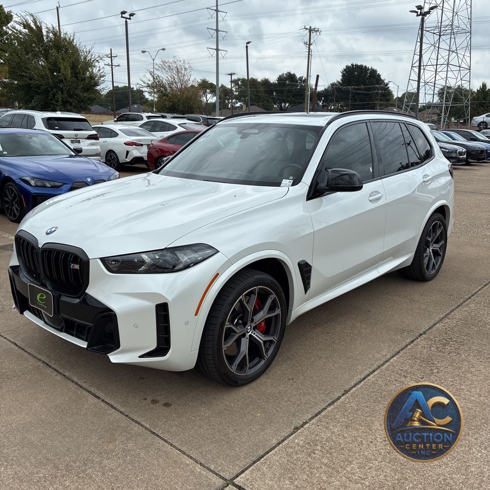 2025 BMW X5 M60i