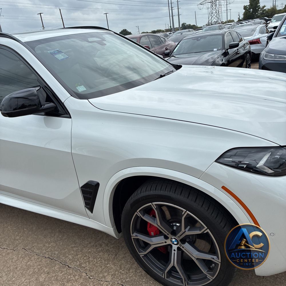 2025 BMW X5 M60i