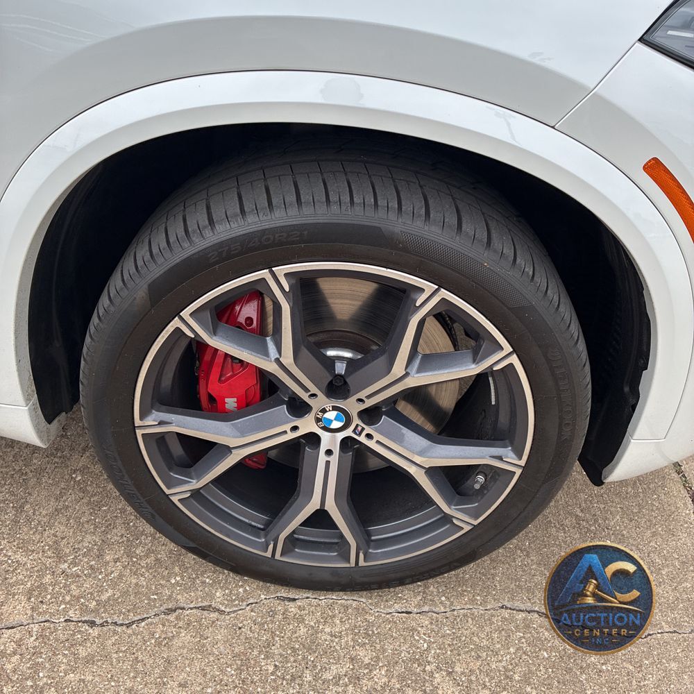 2025 BMW X5 M60i