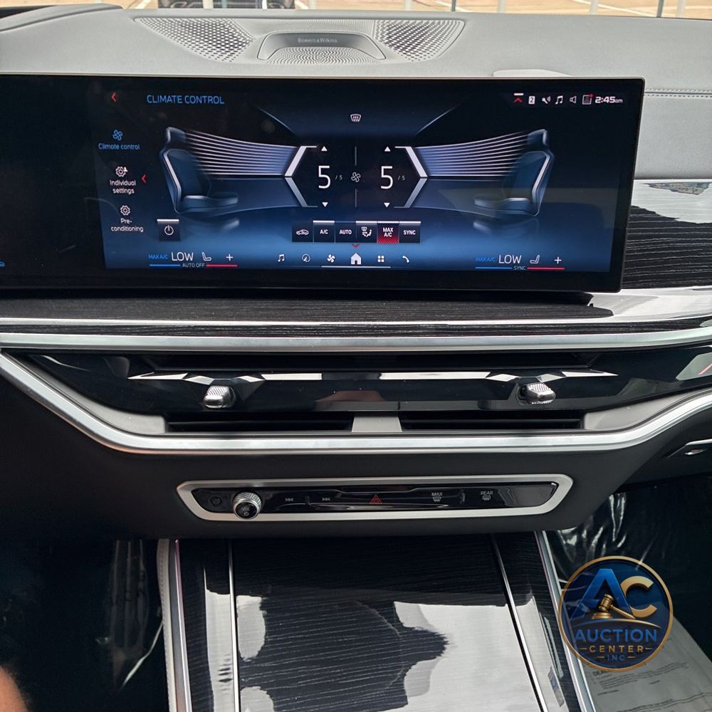 2025 BMW X5 M60i