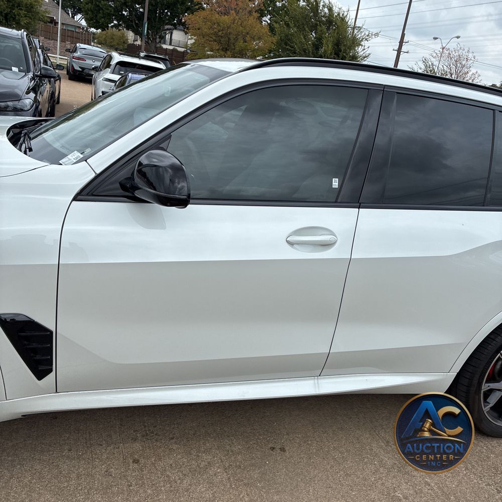 2025 BMW X5 M60i