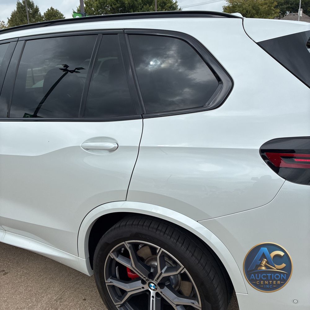2025 BMW X5 M60i