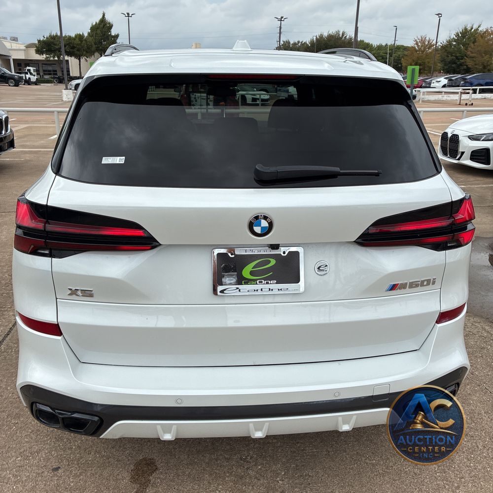 2025 BMW X5 M60i