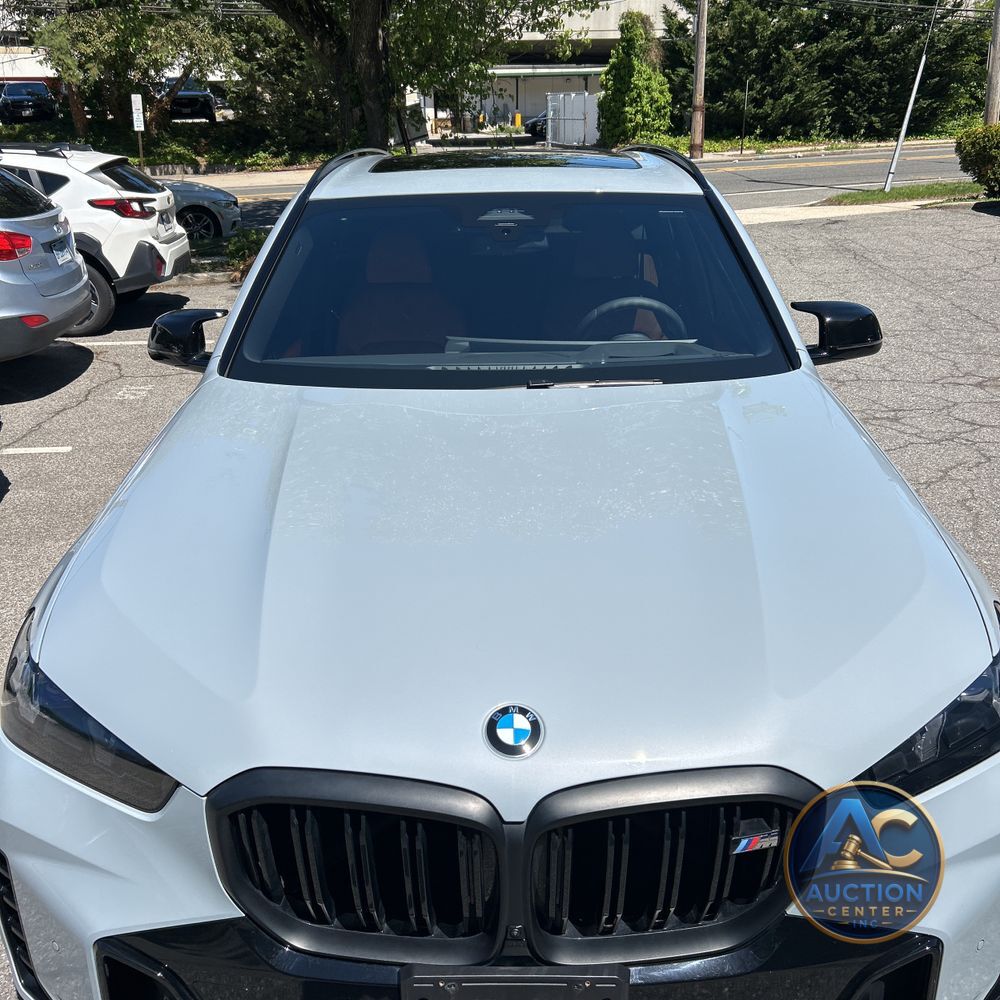 2025 BMW X5 M60i