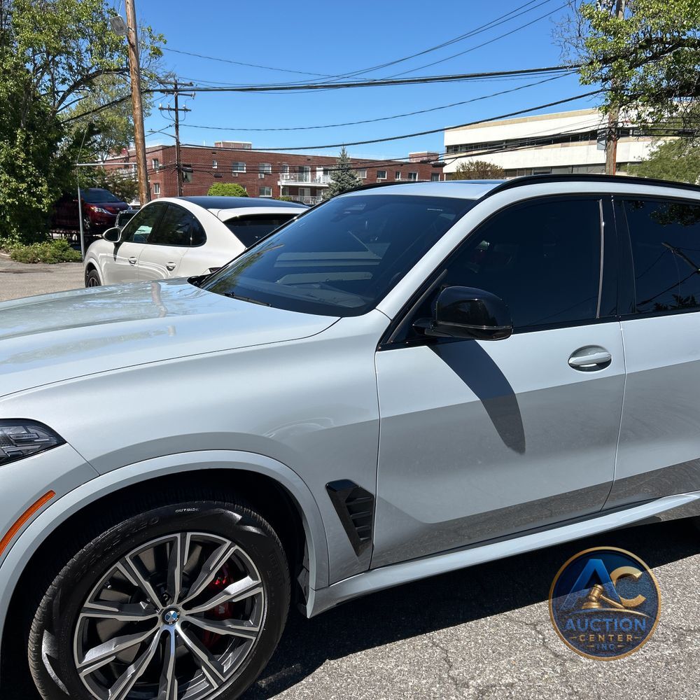 2025 BMW X5 M60i