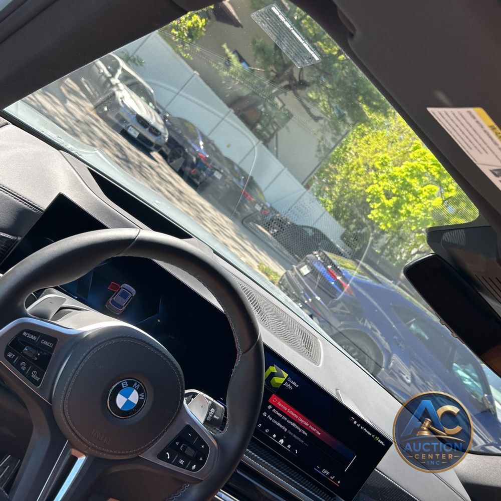2025 BMW X5 M60i