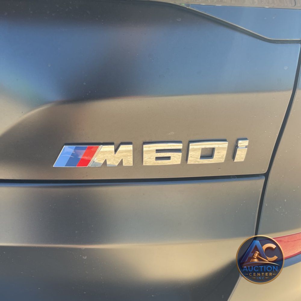 2024 BMW X5 M60i