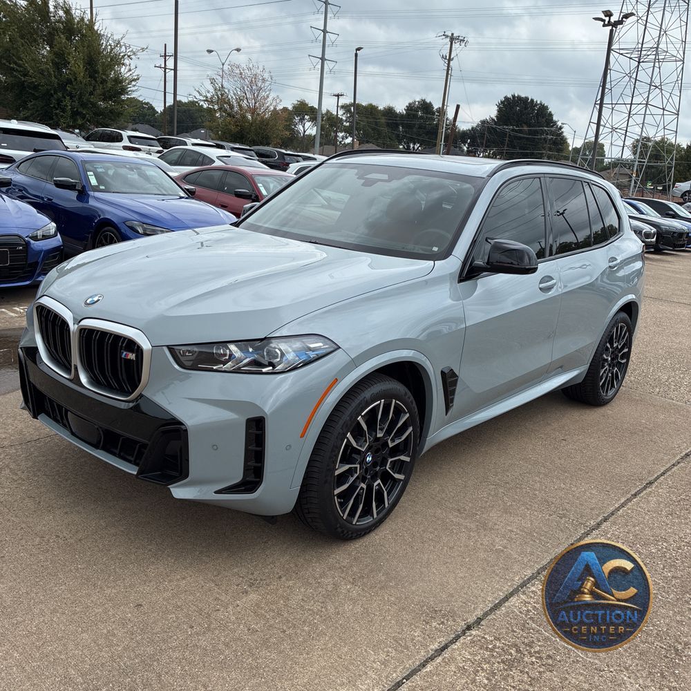 2025 BMW X5 M60i