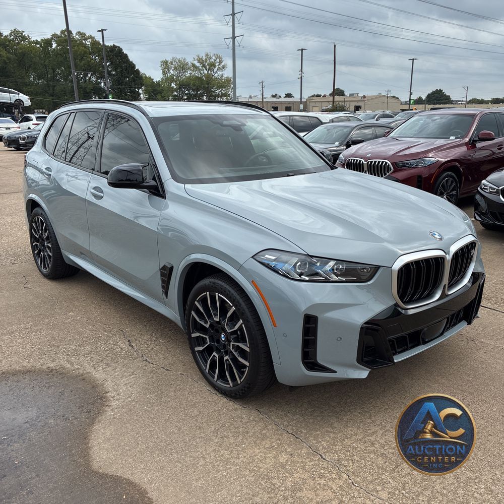 2025 BMW X5 M60i