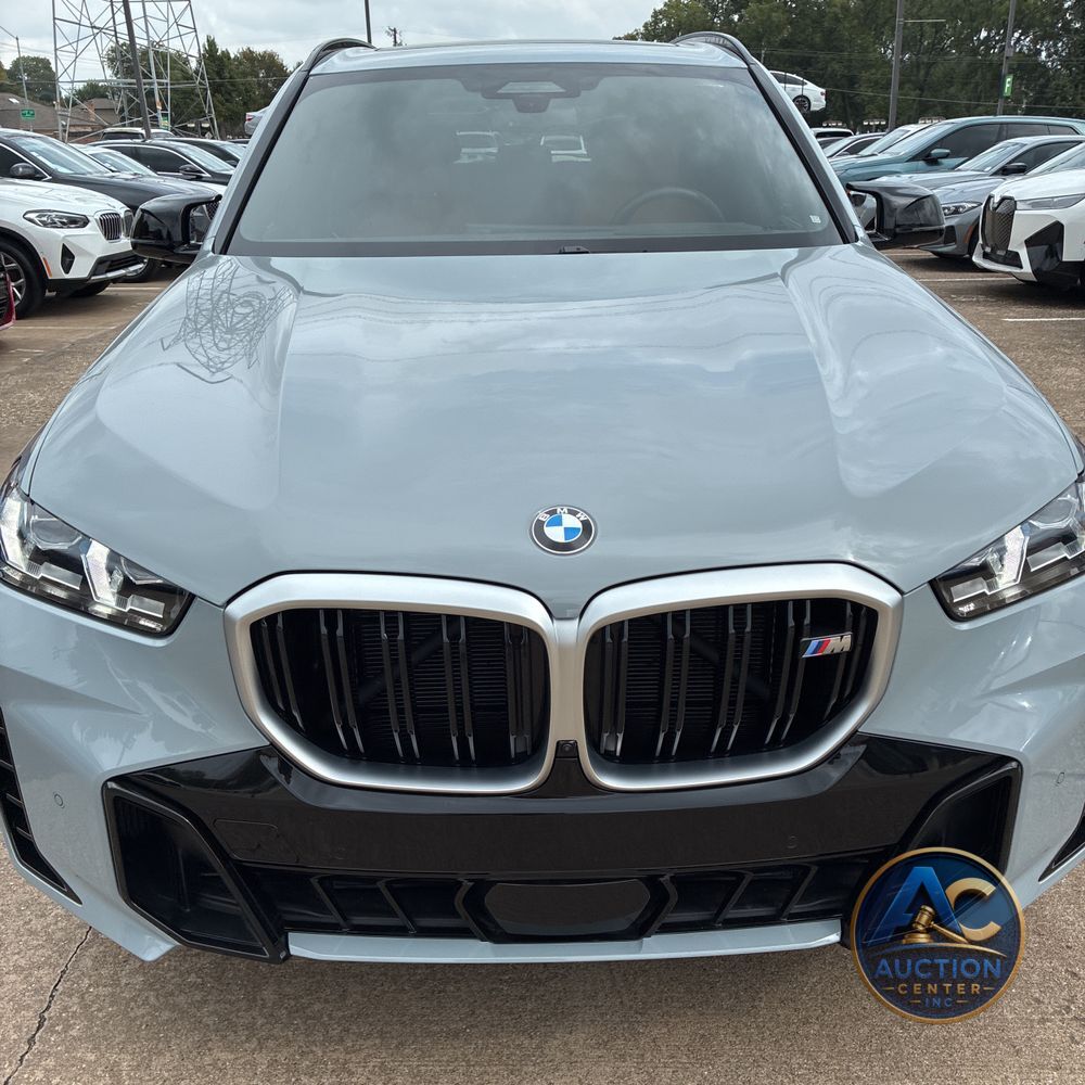 2025 BMW X5 M60i