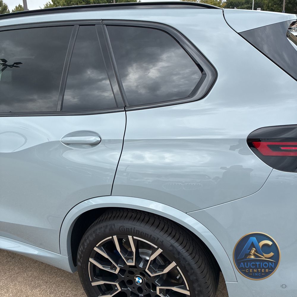 2025 BMW X5 M60i