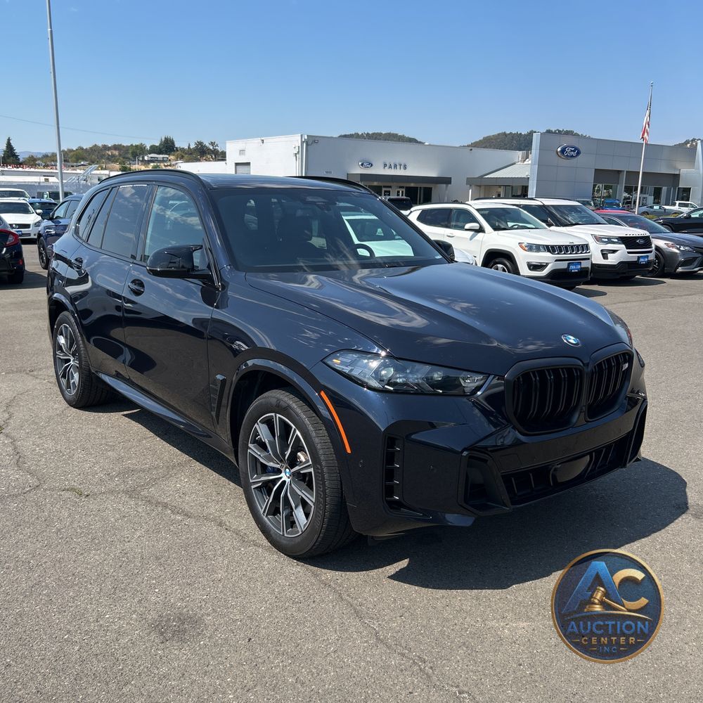 2024 BMW X5 M60i