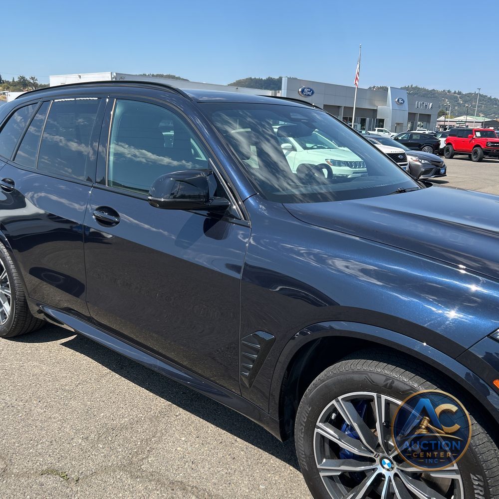 2024 BMW X5 M60i