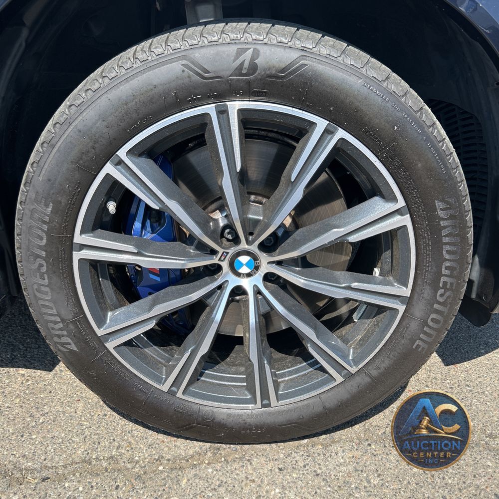 2024 BMW X5 M60i