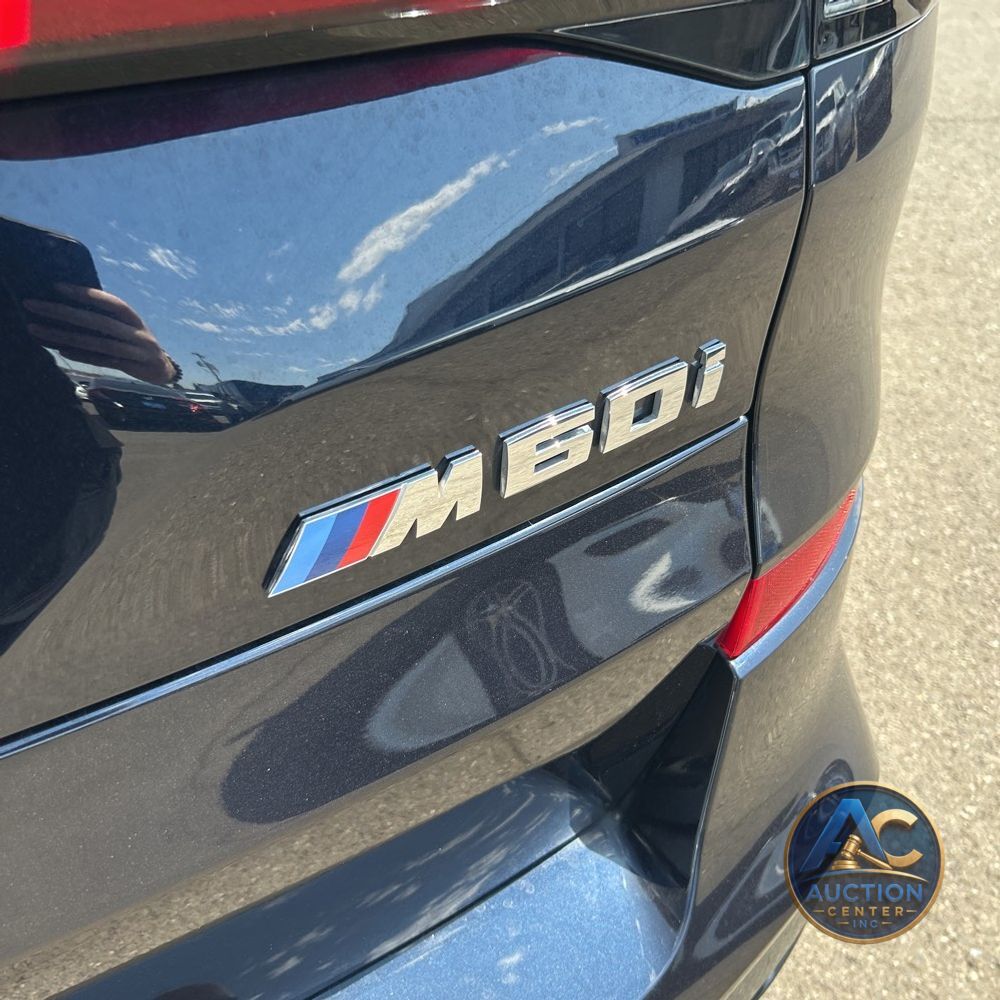 2024 BMW X5 M60i