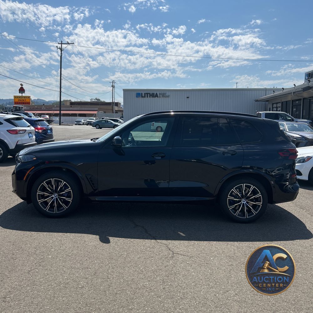 2024 BMW X5 M60i