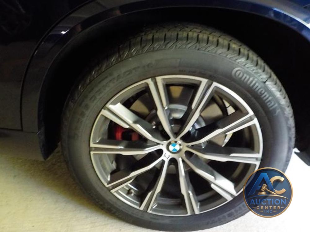 2025 BMW X5 M60i