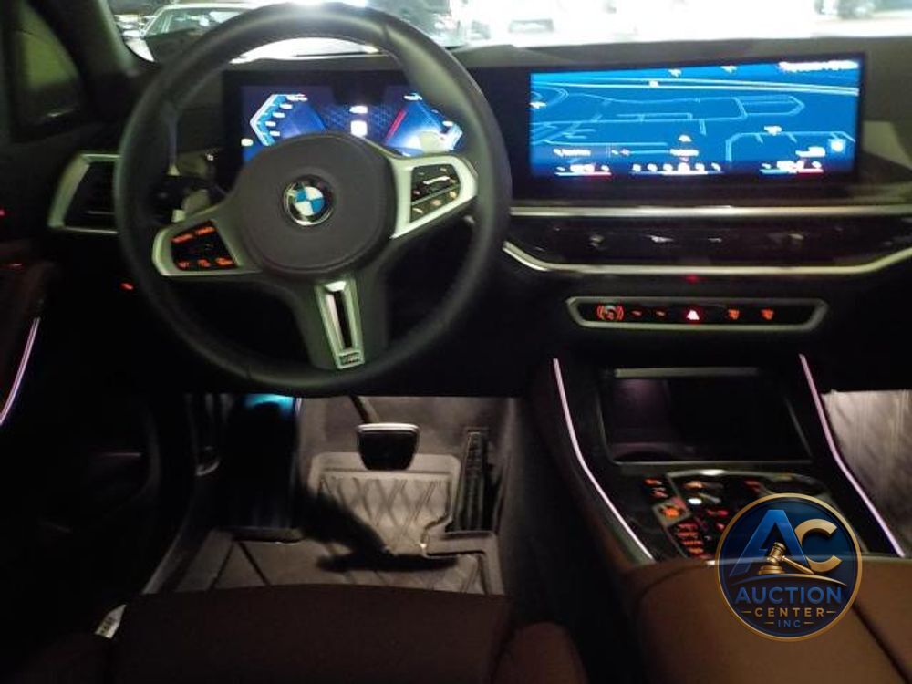 2025 BMW X5 M60i
