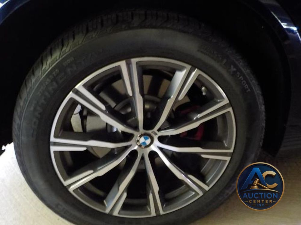 2025 BMW X5 M60i