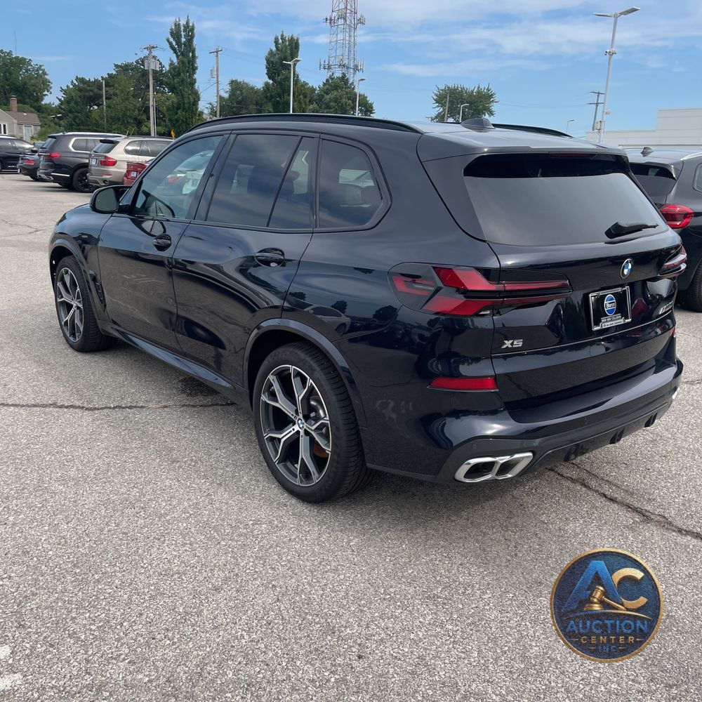 2026 BMW X5 M60i