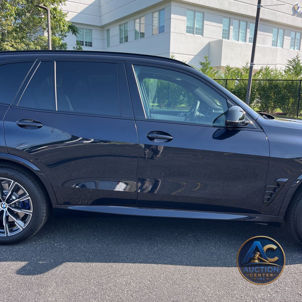 2025 BMW X5 M60i