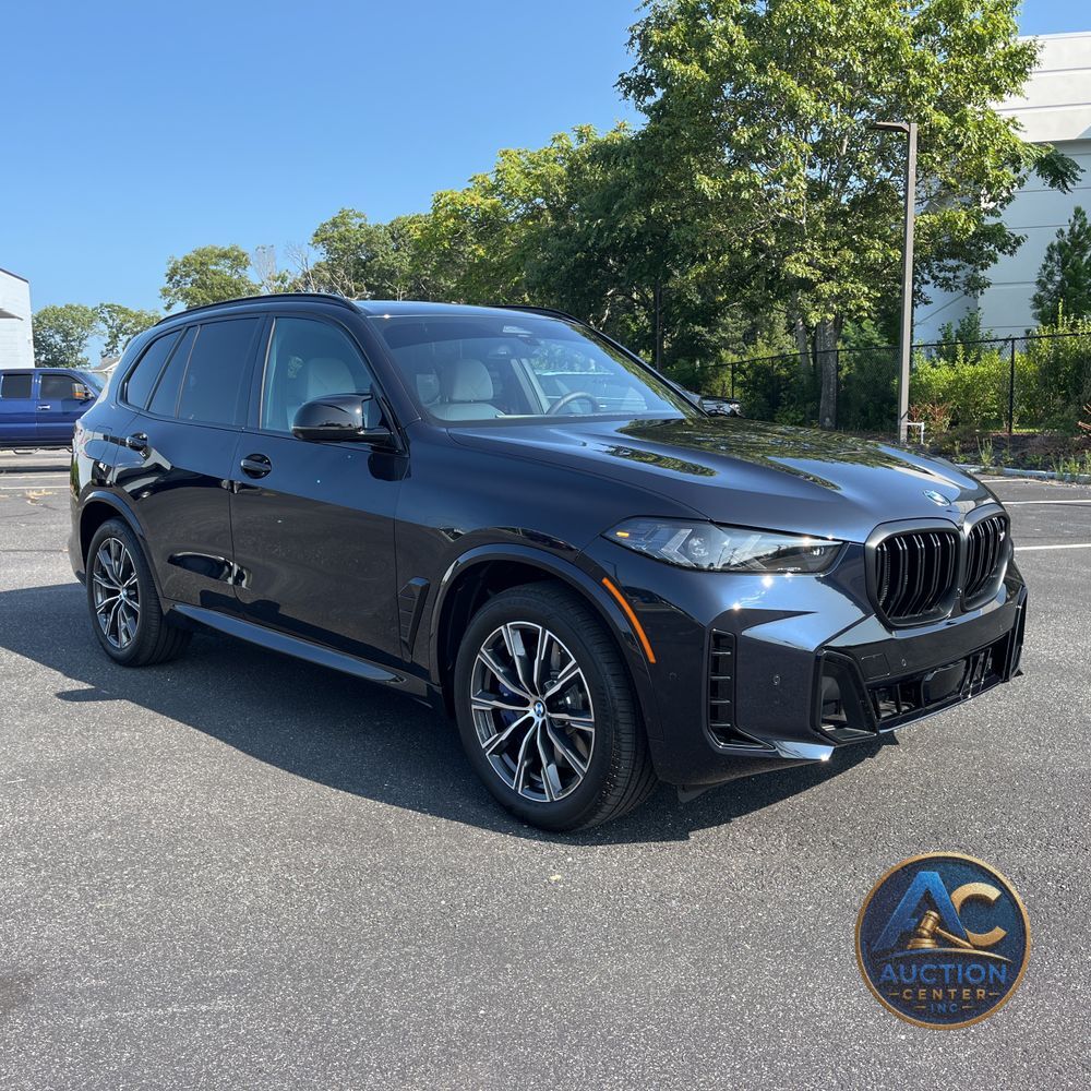 2025 BMW X5 M60i