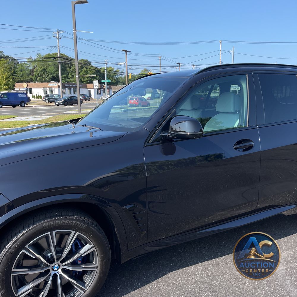 2025 BMW X5 M60i