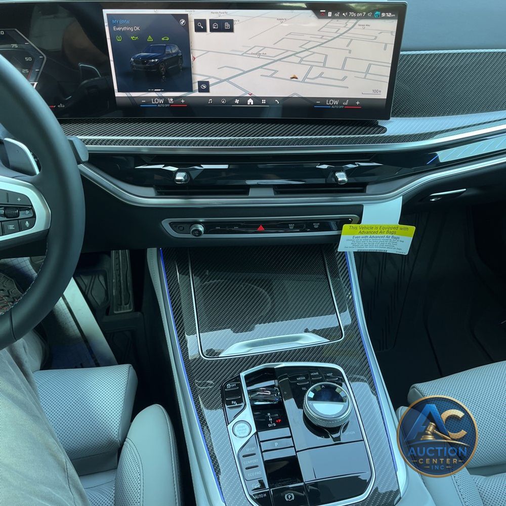 2025 BMW X5 M60i