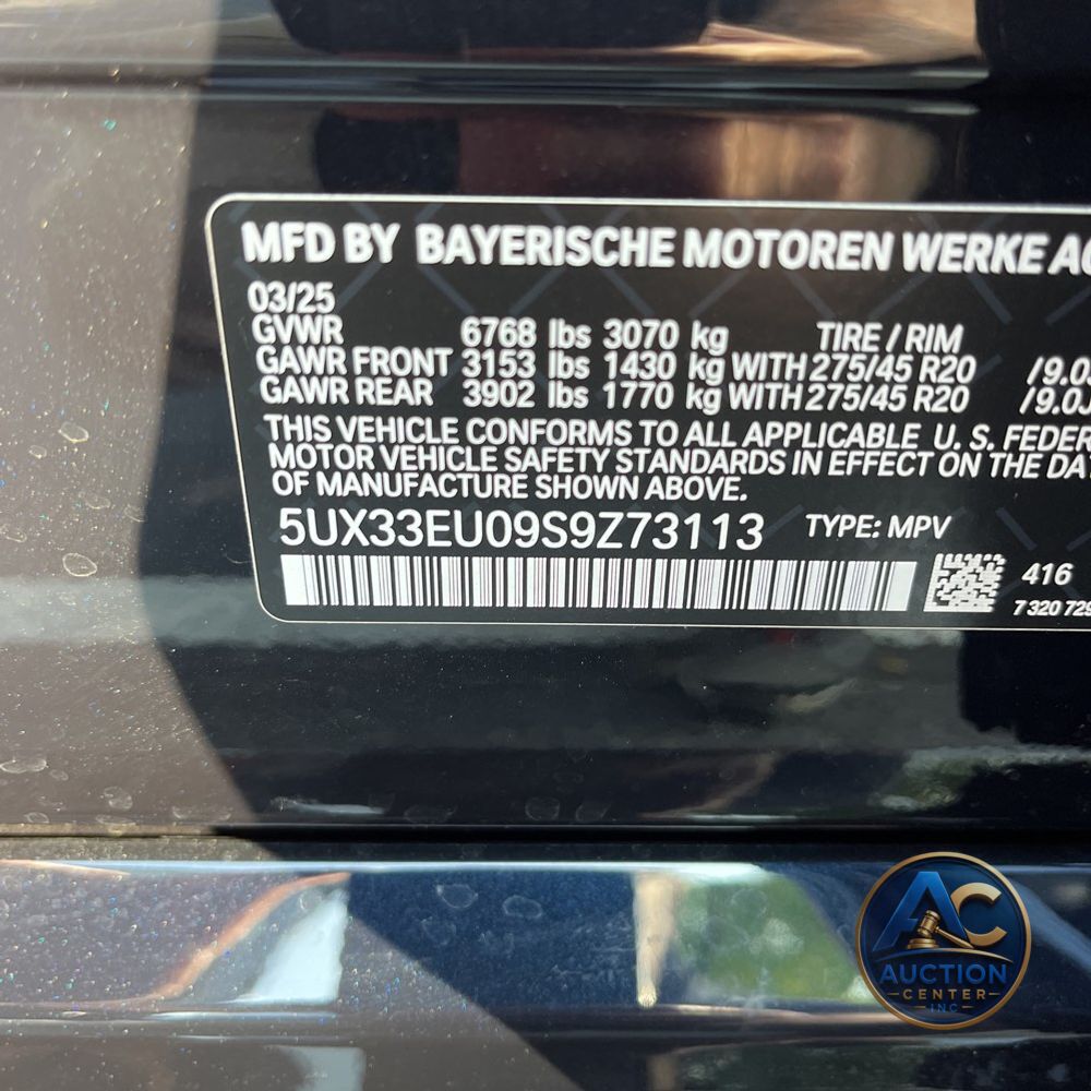 2025 BMW X5 M60i