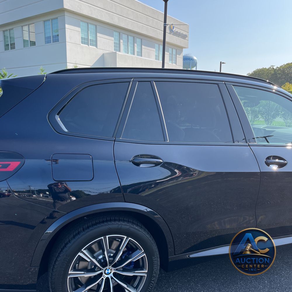 2025 BMW X5 M60i