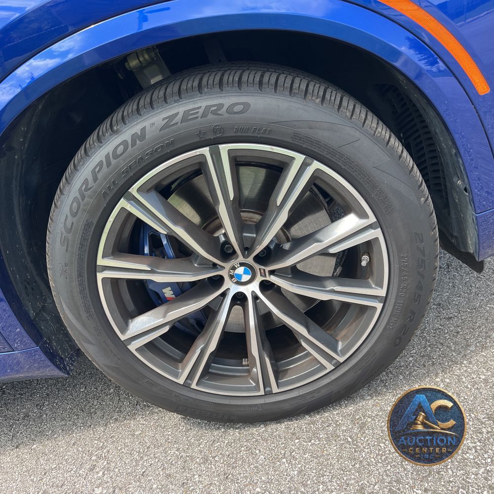 2024 BMW X5 M60i