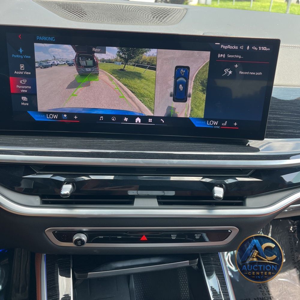 2024 BMW X5 M60i