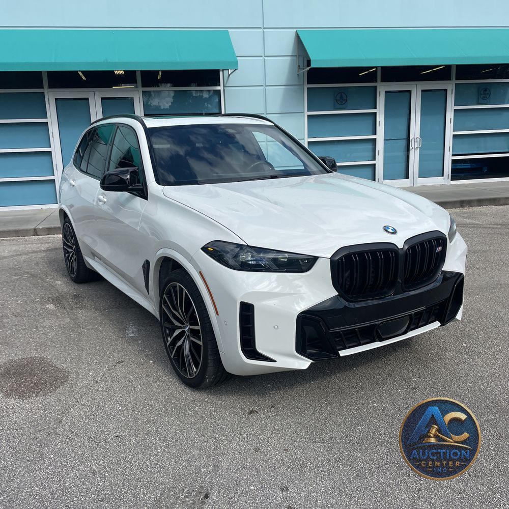 2025 BMW X5 M60i