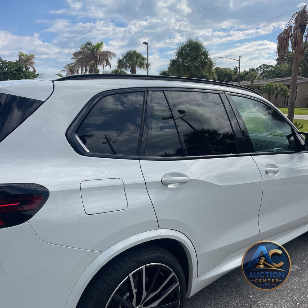 2025 BMW X5 M60i