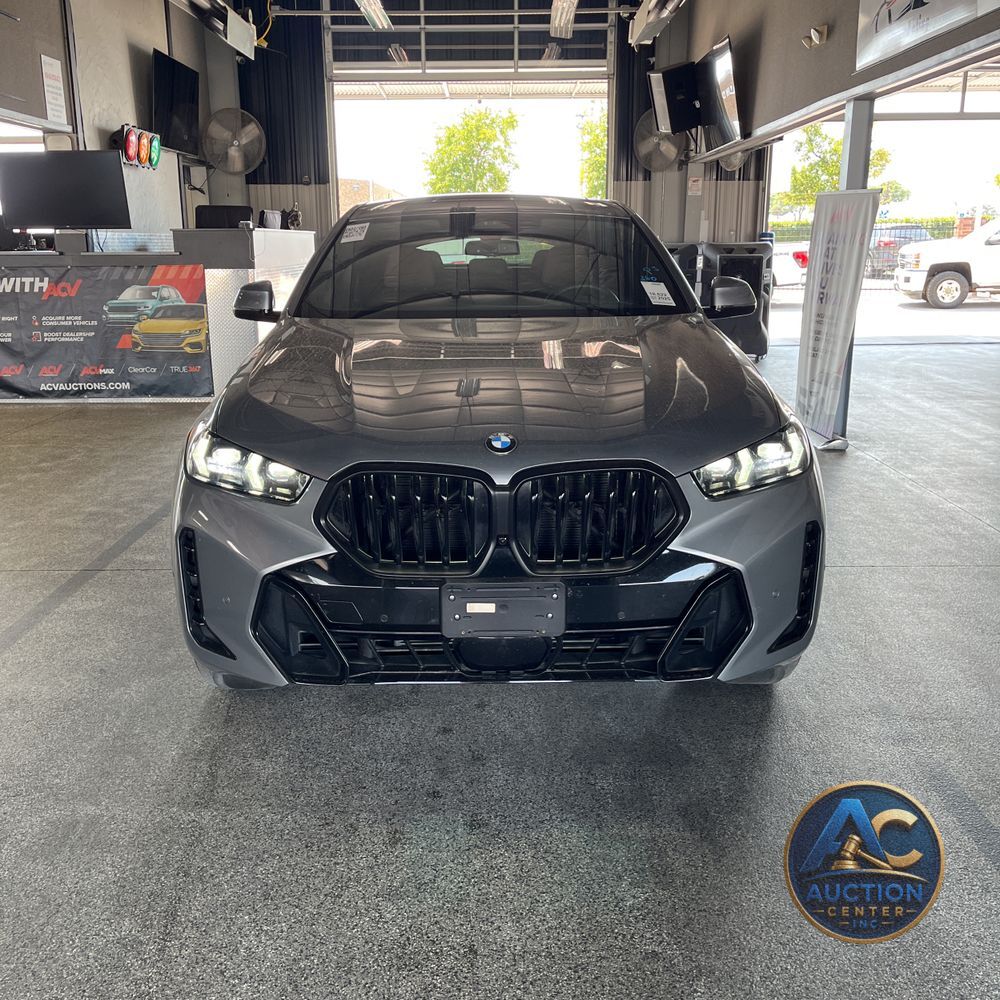 2025 BMW X6 XDrive40i