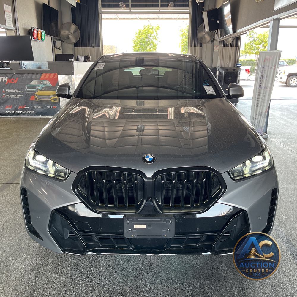 2025 BMW X6 XDrive40i