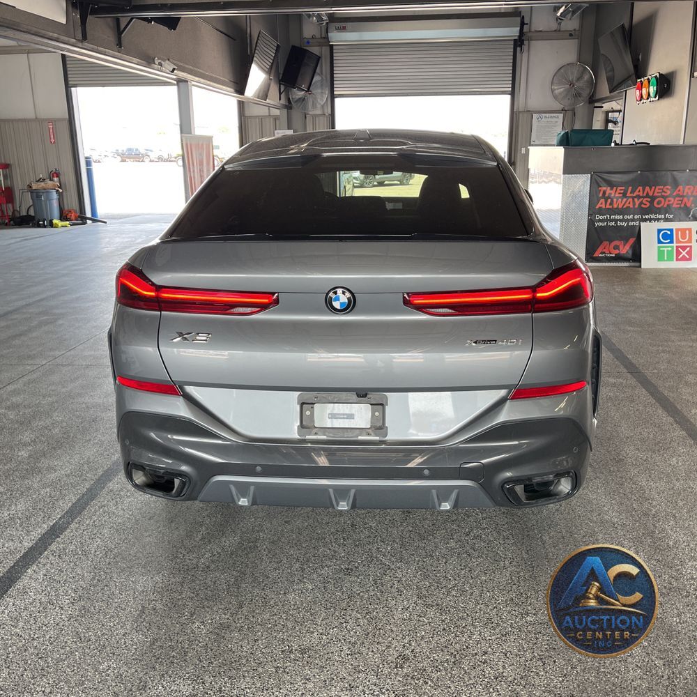 2025 BMW X6 XDrive40i