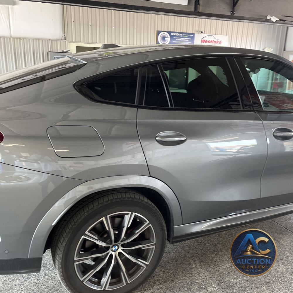 2025 BMW X6 XDrive40i