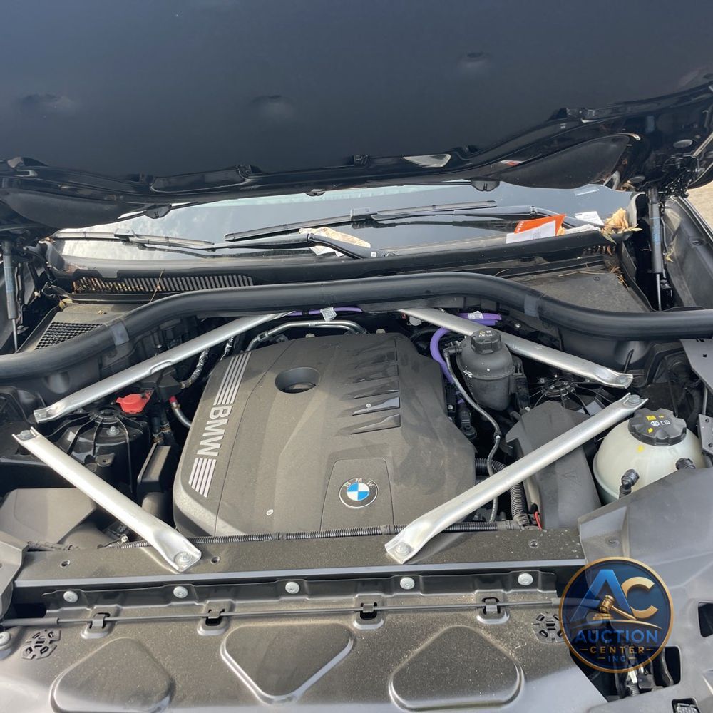 2024 BMW X6 XDrive40i