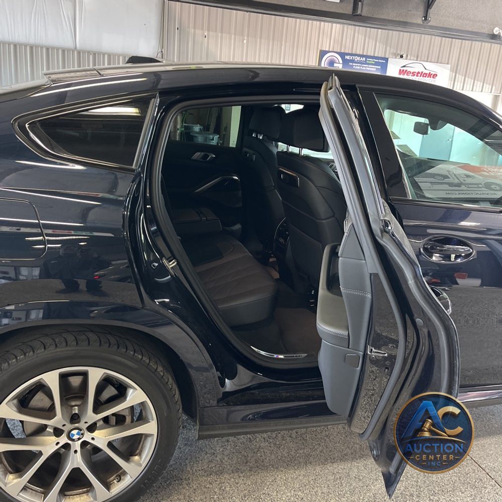 2025 BMW X6 XDrive40i